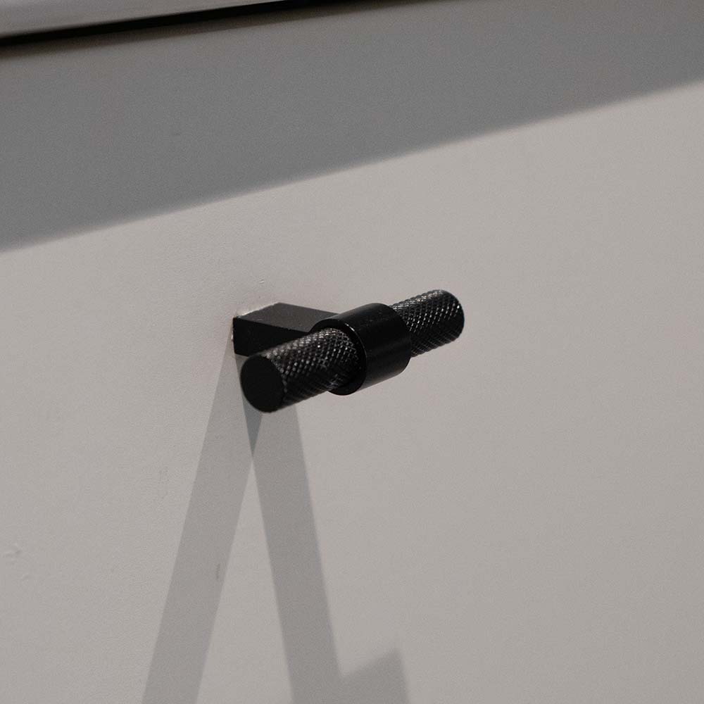 Knop T Helix - Mat Zwart