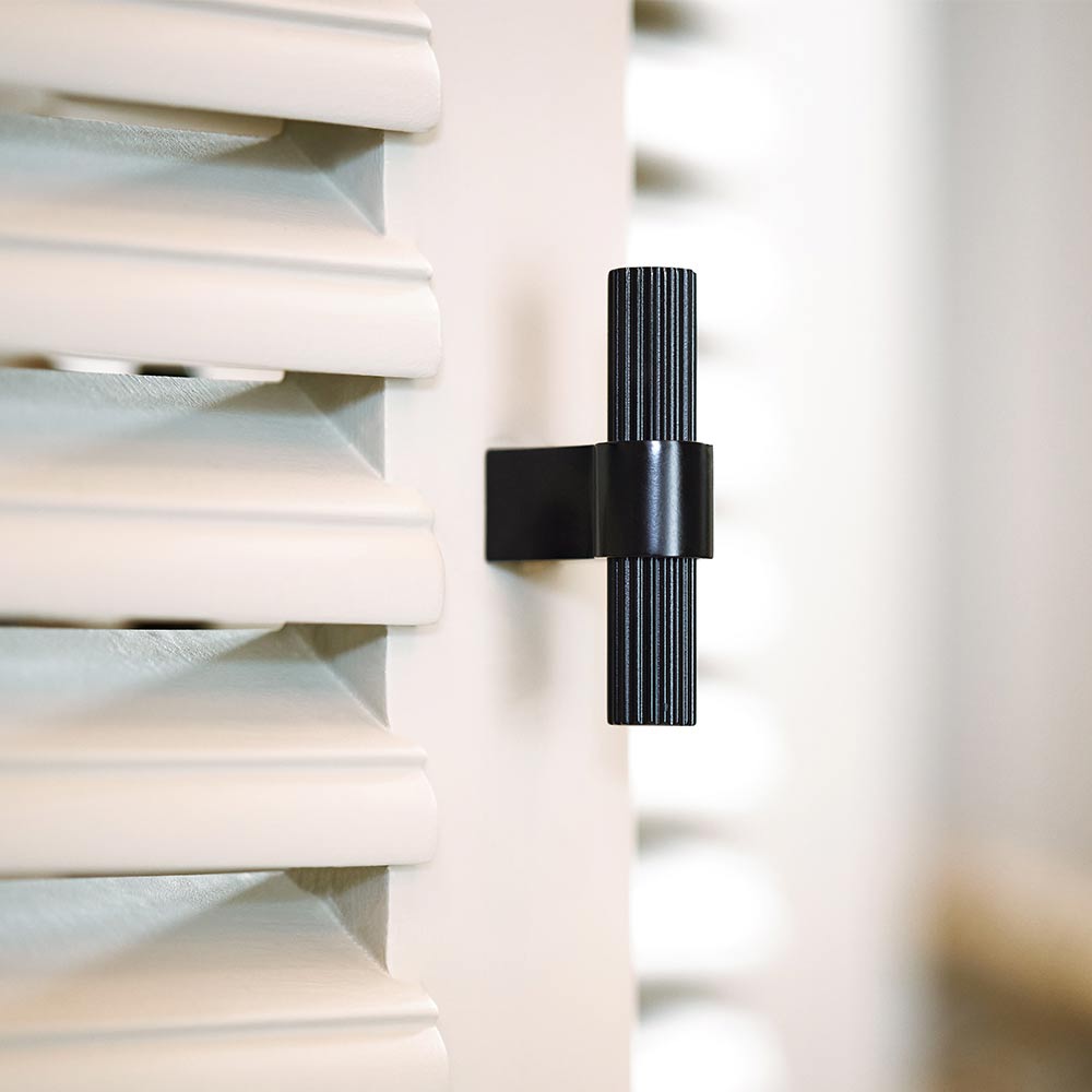 Knop T Helix Stripe - Mat Zwart