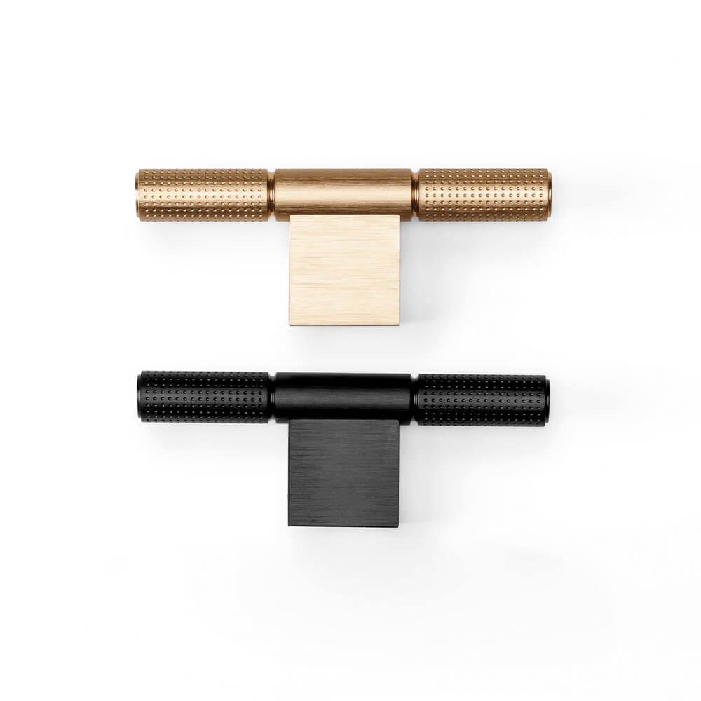 Knop T Point - Geborsteld Messing