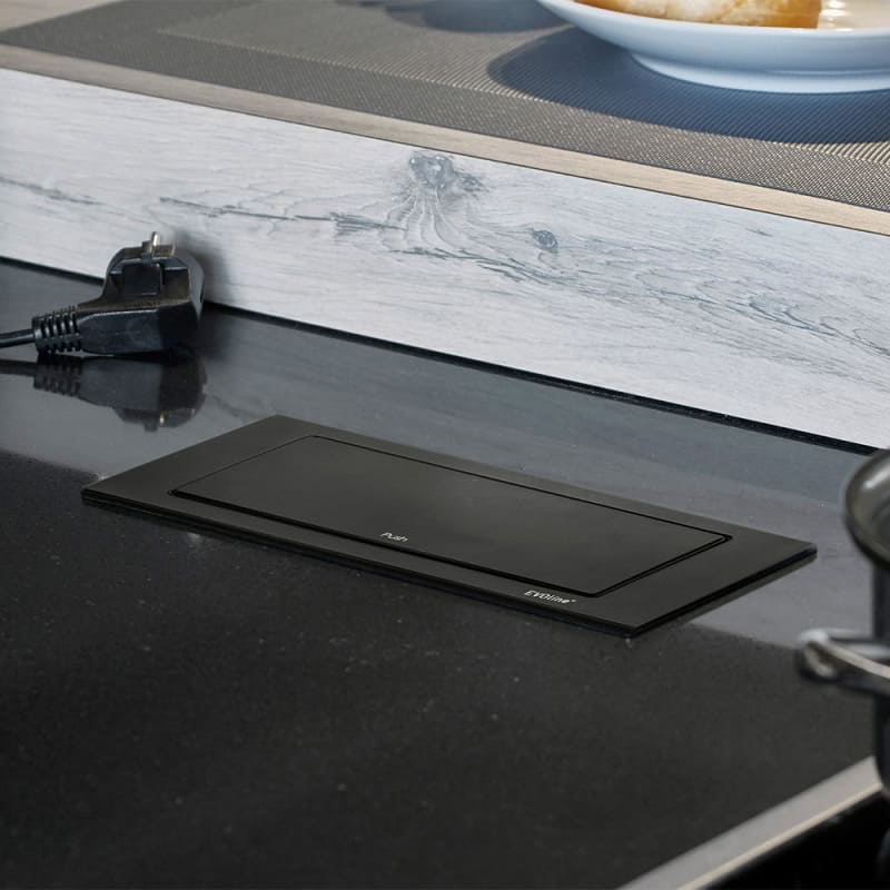 Stopcontact Backflip 2 & 1 USB-C - Mat Zwart