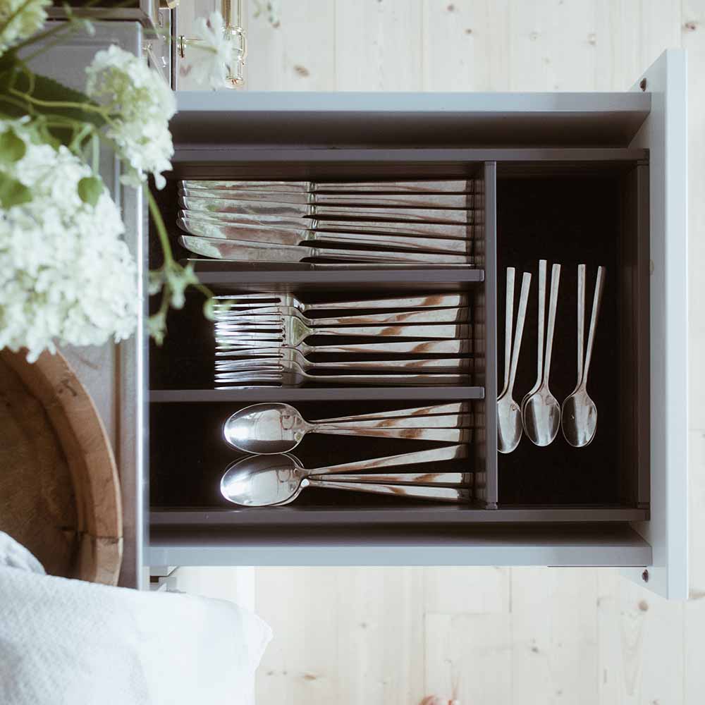 Cutlery trays