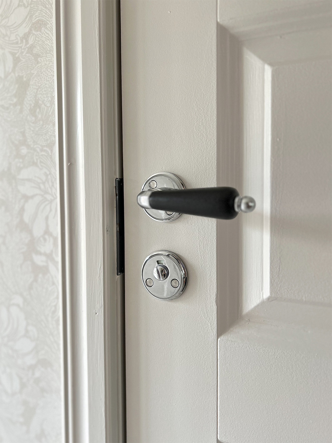 Installatie van deurklinken
