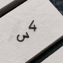 Huisnummer Contemporary - 4 - Zwart