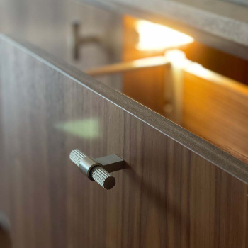 Knop T Helix Stripe - RVS Afwerking