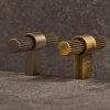 Knop T Helix Stripe - RVS Afwerking