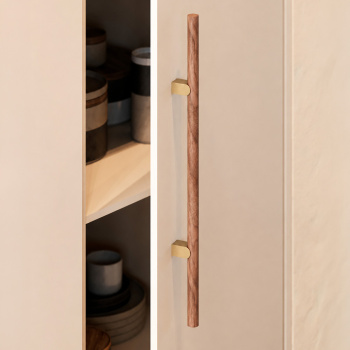 Handgreep Kumo Wood - Walnoot/Geborsteld Messing
