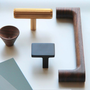 Knop T Rille - Geborsteld Messing