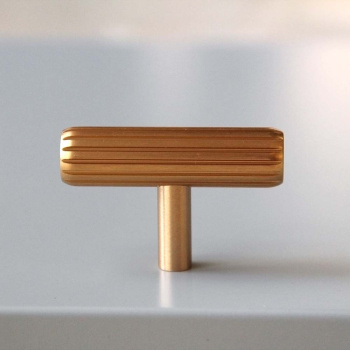 Knop T Rille - Geborsteld Messing