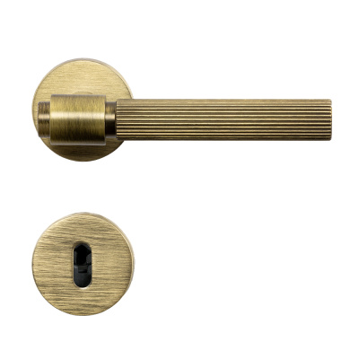 Deurklink Helix 200 Stripe - Europese Standaard - Antiek Brons in de groep Deurklinken / Kleur/Materiaal / Brons bij Beslag Online (752011-41E)