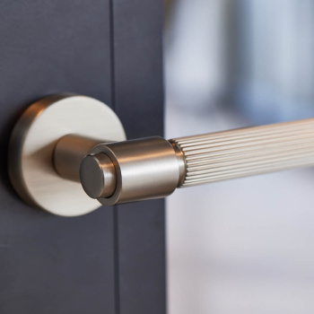 Deurklink Helix 200 Stripe - RVS Afwerking